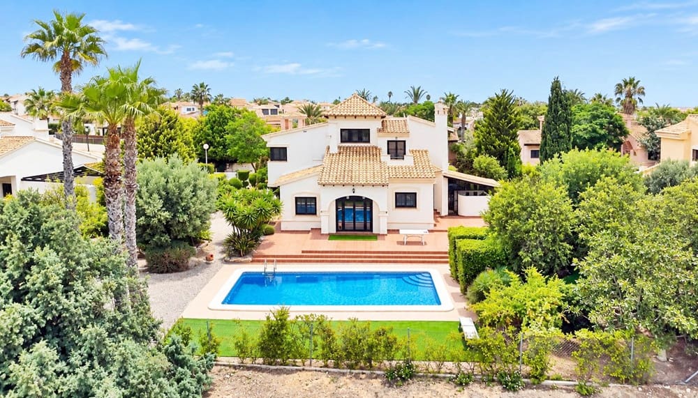 2 slaapkamer Villa te koop in Hacienda del Alamo met zwembad garage - € 455.000 (Ref: 10120263)