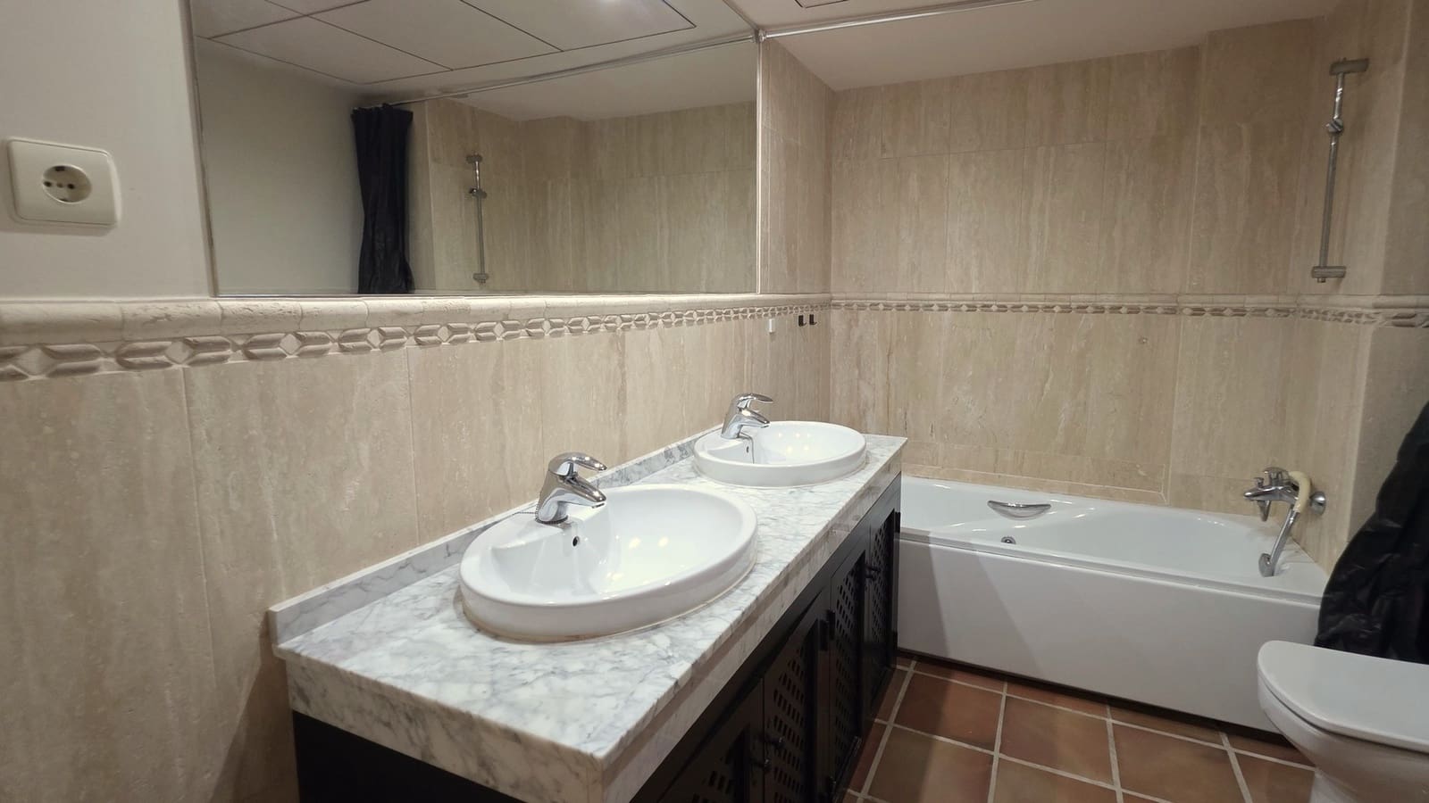 Chalet de 3 habitaciones en Hacienda del Alamo en venta con piscina garaje - 190.000 € (Ref: 10136315)
