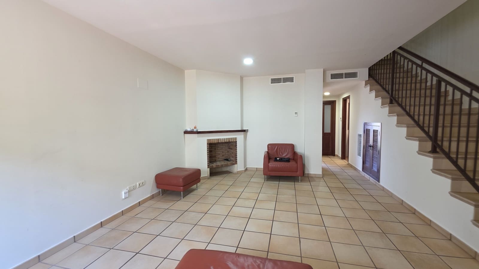 Chalet de 3 habitaciones en Hacienda del Alamo en venta con piscina garaje - 190.000 € (Ref: 10136315)