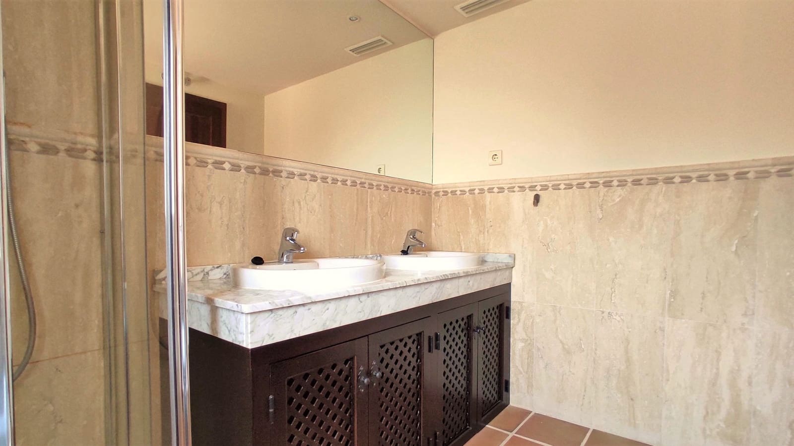 Chalet de 3 habitaciones en Hacienda del Alamo en venta con piscina garaje - 190.000 € (Ref: 10136315)