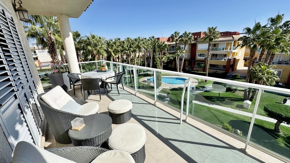 3 soverom Penthouse til salgs i Hacienda del Alamo med svømmebasseng garasje - € 239 950 (Ref: 10153175)