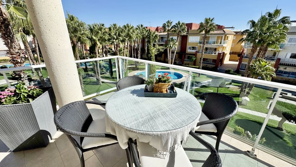 3 soverom Penthouse til salgs i Hacienda del Alamo med svømmebasseng garasje - € 239 950 (Ref: 10153175)