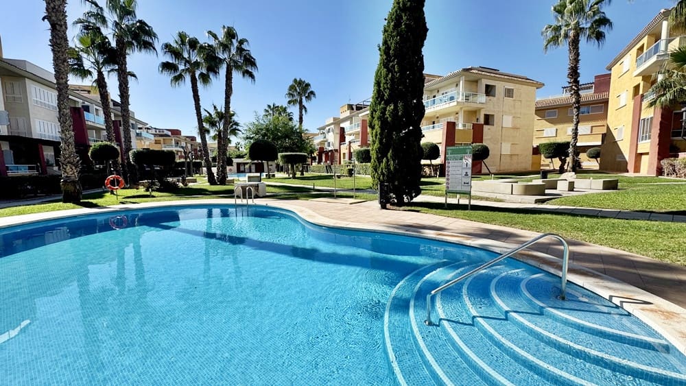 3 soverom Penthouse til salgs i Hacienda del Alamo med svømmebasseng garasje - € 239 950 (Ref: 10153175)