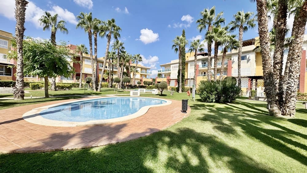 2 soveværelse Lejlighed til salg i Hacienda del Alamo med swimmingpool garage - € 189.900 (Ref: 10155491)