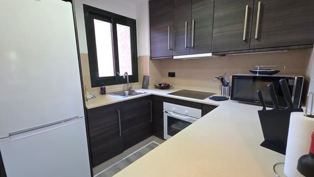 Apartamento de 2 habitaciones en Hacienda del Alamo, Fuente Alamo de Murcia en venta con piscina garaje - 189.000 € (Ref: 10163308)