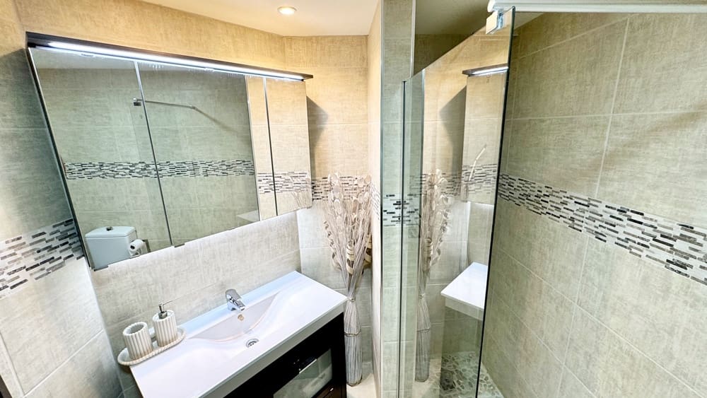 Chalet de 3 habitaciones en Hacienda del Alamo en venta con piscina garaje - 344.950 € (Ref: 10168750)