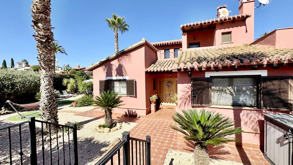 Chalet de 3 habitaciones en Hacienda del Alamo en venta con piscina garaje - 344.950 € (Ref: 10168750)