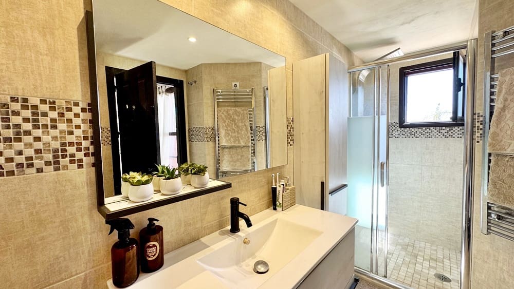 Chalet de 3 habitaciones en Hacienda del Alamo en venta con piscina garaje - 344.950 € (Ref: 10168750)