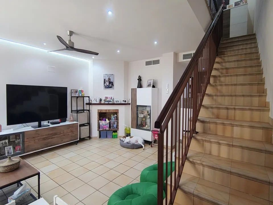 3 soverom Villa til salgs i Hacienda del Alamo med svømmebasseng garasje - € 179 900 (Ref: 9347769)