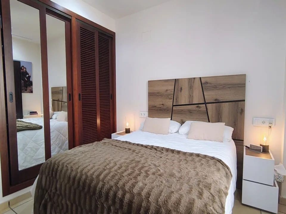 3 soverom Villa til salgs i Hacienda del Alamo med svømmebasseng garasje - € 179 900 (Ref: 9347769)