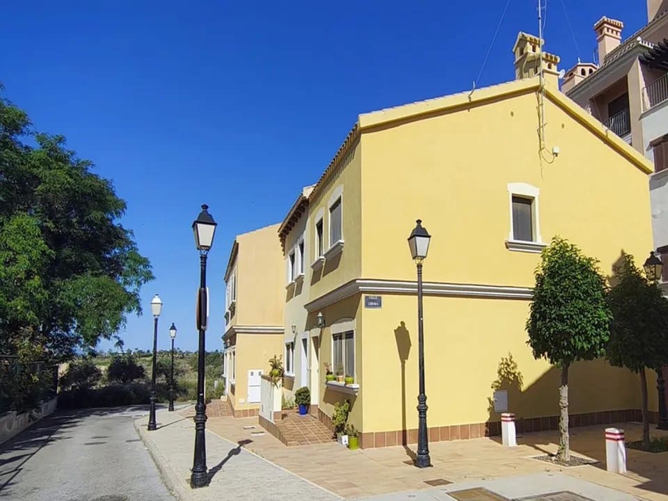 3 soverom Villa til salgs i Hacienda del Alamo med svømmebasseng garasje - € 179 900 (Ref: 9347769)