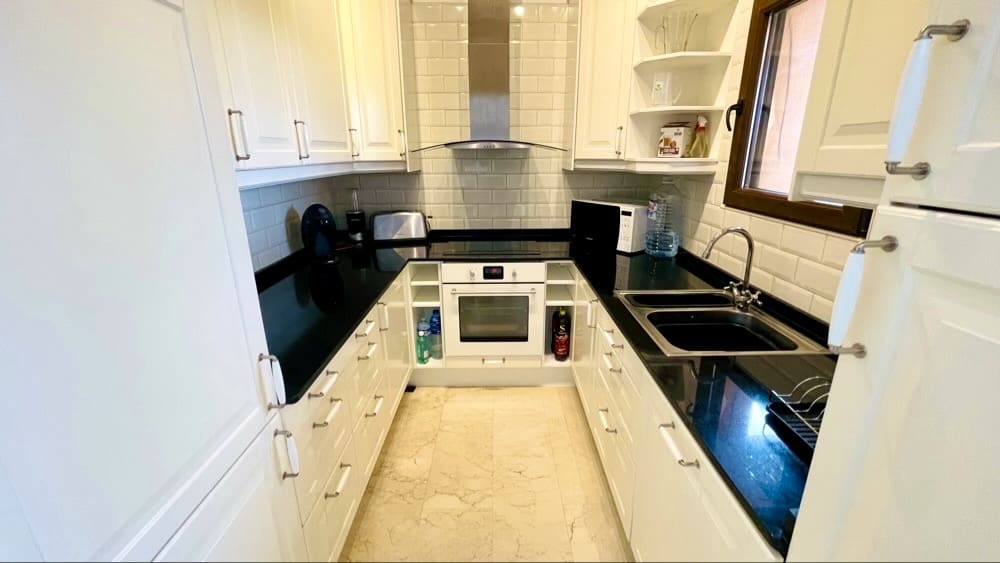 3 makuuhuone Huvila myytävänä paikassa Hacienda del Alamo mukana uima-altaan 
autotalli - 285 000 € (Ref: 9347785)