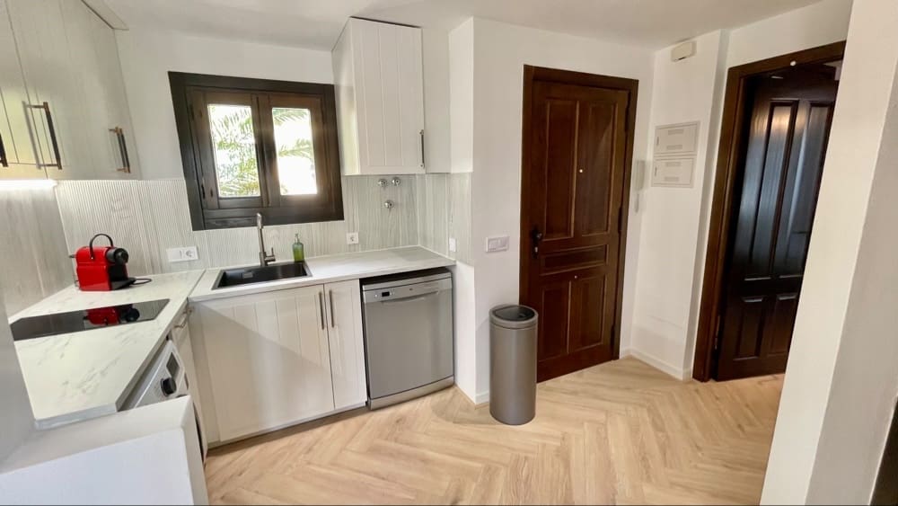 1 soveværelse Villa til salg i Hacienda del Alamo med swimmingpool garage - € 155.000 (Ref: 9372072)