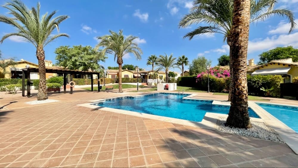 1 soveværelse Villa til salg i Hacienda del Alamo med swimmingpool garage - € 155.000 (Ref: 9372072)