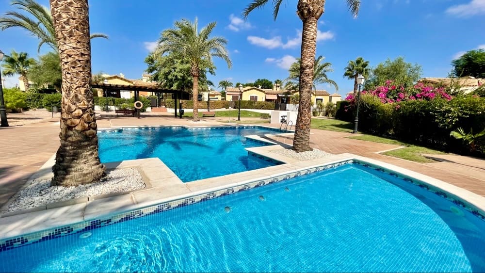 1 soveværelse Villa til salg i Hacienda del Alamo med swimmingpool garage - € 155.000 (Ref: 9372072)