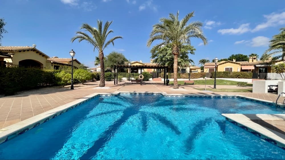 1 soveværelse Villa til salg i Hacienda del Alamo med swimmingpool garage - € 155.000 (Ref: 9372072)