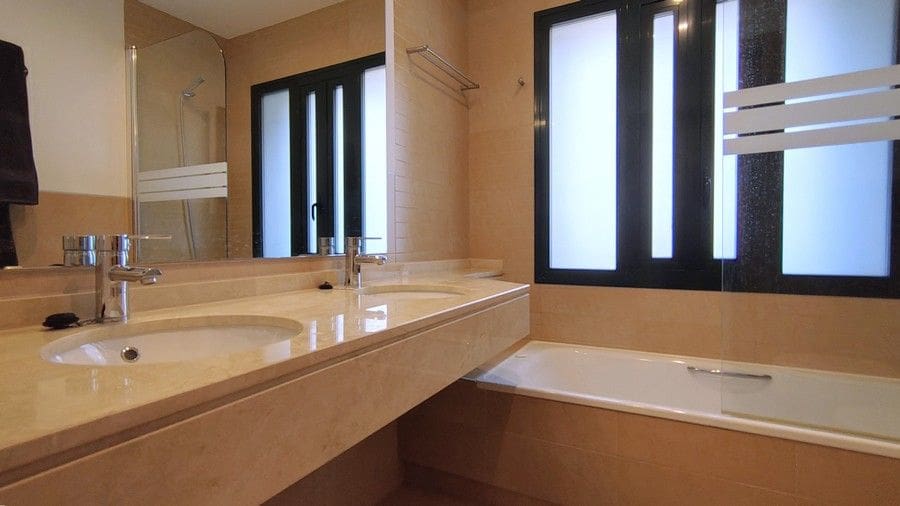 2 camera da letto Appartamento in vendita in Hacienda del Alamo con piscina garage - 144.900 € (Rif: 9372074)