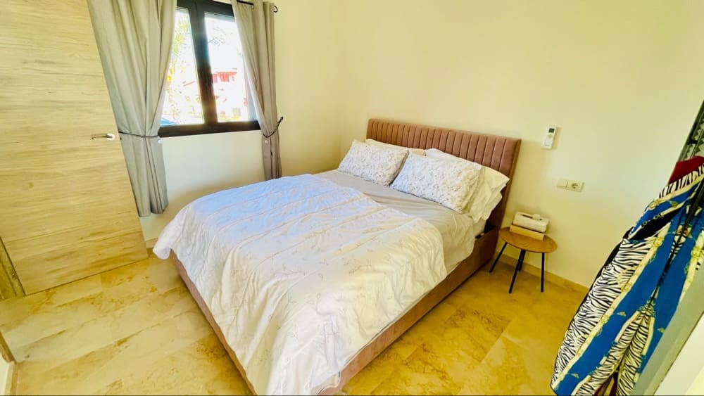 3 makuuhuone Huvila myytävänä paikassa Hacienda del Alamo mukana uima-altaan 
autotalli - 215 000 € (Ref: 9372223)