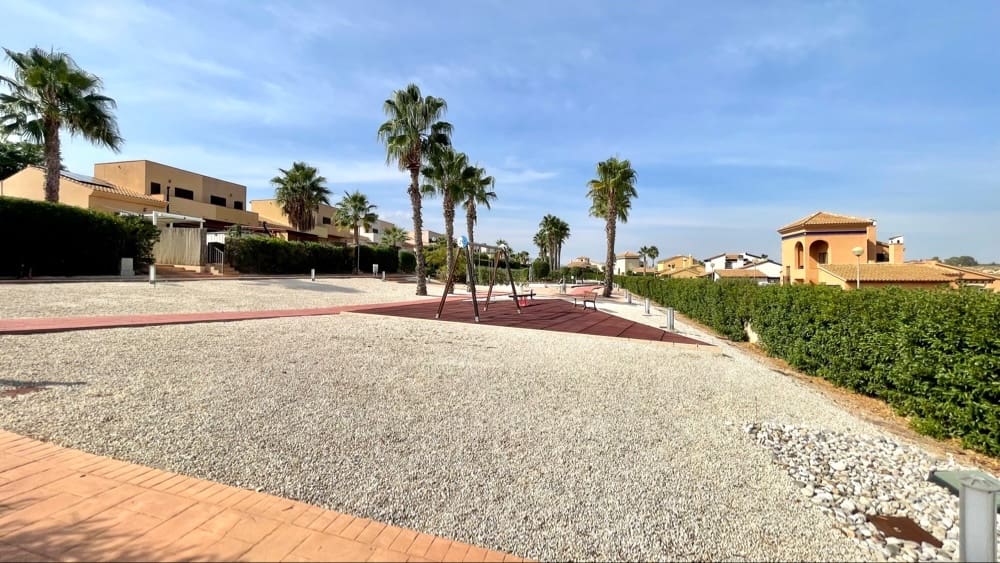 2 bedroom Villa for sale in Hacienda del Alamo with pool garage - € 222,000 (Ref: 9372229)