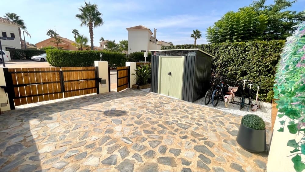 2 bedroom Villa for sale in Hacienda del Alamo with pool garage - € 222,000 (Ref: 9372229)