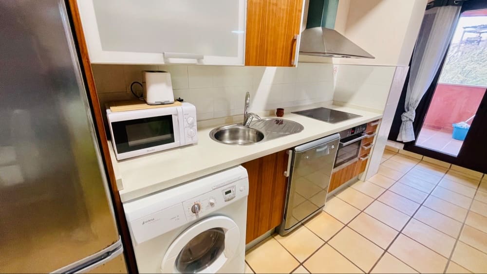 1 makuuhuone Huoneisto myytävänä paikassa Hacienda del Alamo mukana uima-altaan 
autotalli - 87 950 € (Ref: 9377955)