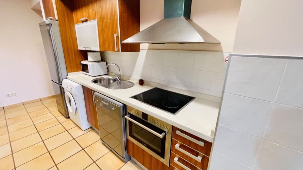 1 makuuhuone Huoneisto myytävänä paikassa Hacienda del Alamo mukana uima-altaan 
autotalli - 87 950 € (Ref: 9377955)