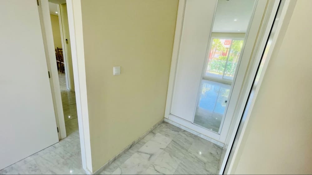 2 bedroom Apartment for sale in Hacienda del Alamo - € 185,000 (Ref: 9379575)