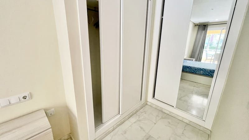 2 bedroom Apartment for sale in Hacienda del Alamo with pool - € 169,949 (Ref: 9379614)