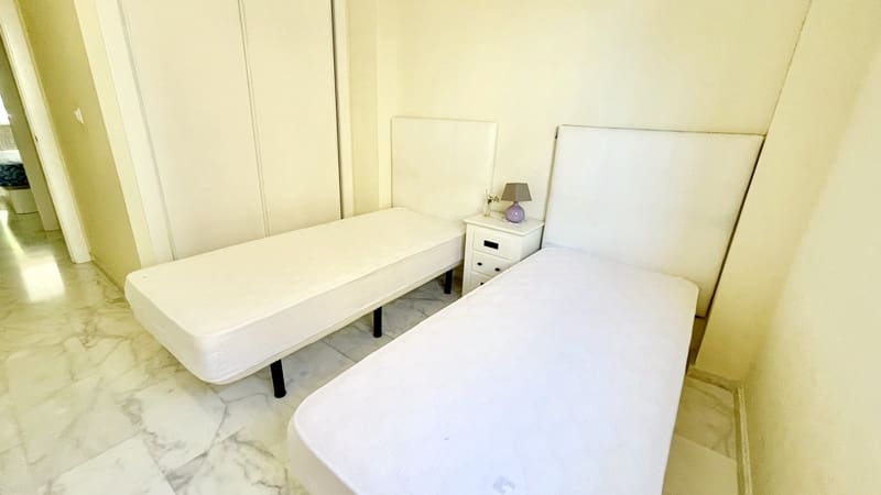 2 bedroom Apartment for sale in Hacienda del Alamo with pool - € 169,949 (Ref: 9379614)