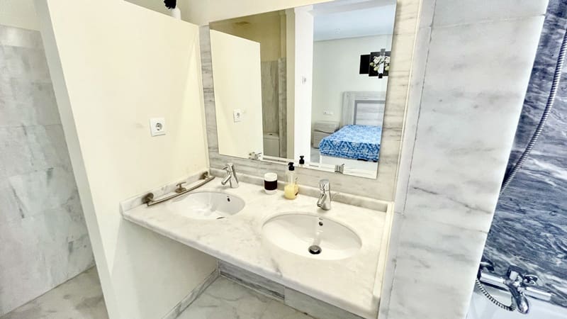 2 bedroom Apartment for sale in Hacienda del Alamo with pool - € 169,949 (Ref: 9379614)