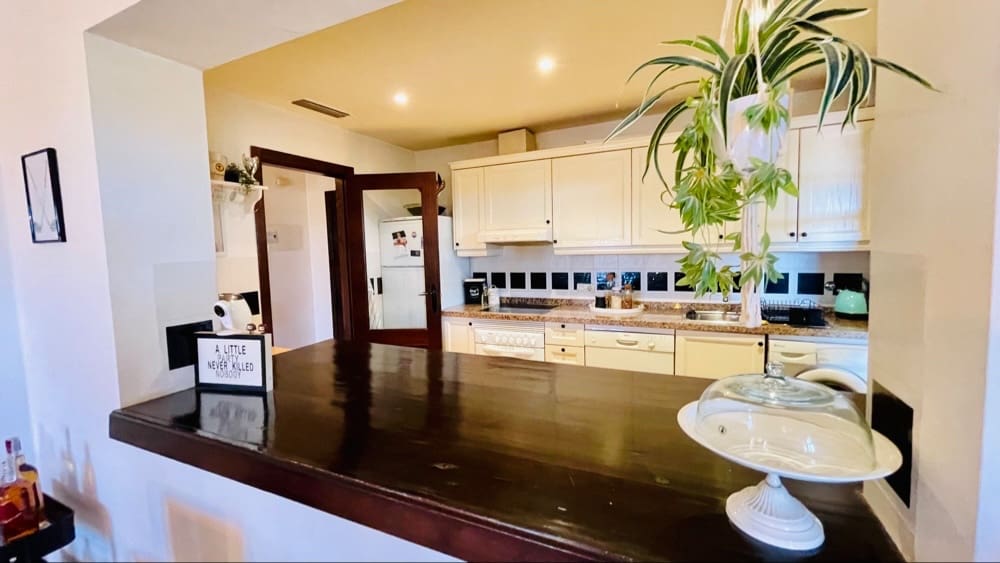 3 bedroom Villa for sale in Hacienda del Alamo with garage - € 324,949 (Ref: 9386590)