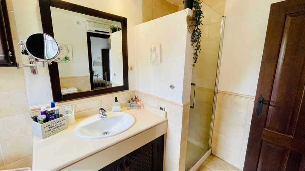 3 bedroom Villa for sale in Hacienda del Alamo with garage - € 324,949 (Ref: 9386590)