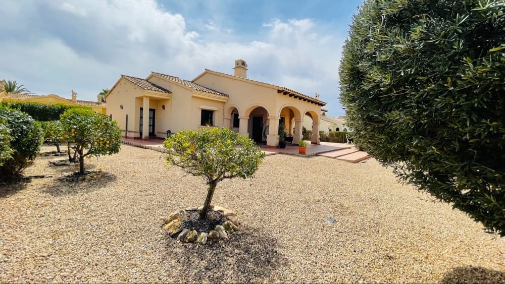 3 bedroom Villa for sale in Hacienda del Alamo with garage - € 324,949 (Ref: 9386590)