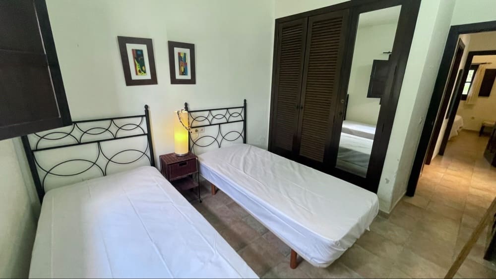 2 bedroom Villa for sale in Hacienda del Alamo with pool - € 149,950 (Ref: 9386626)