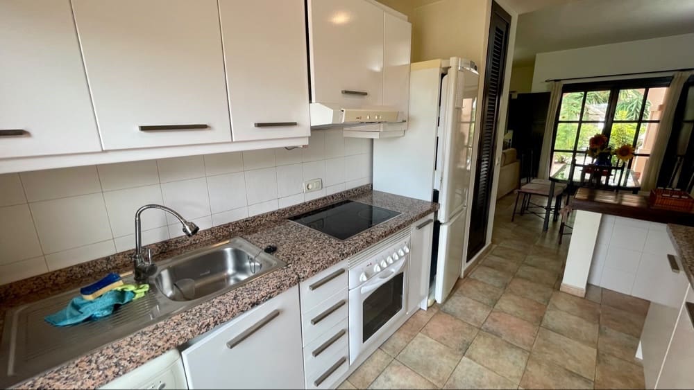 2 bedroom Villa for sale in Hacienda del Alamo with pool - € 149,950 (Ref: 9386626)