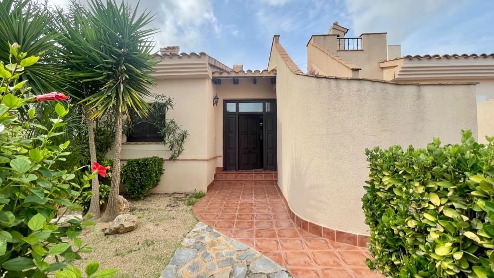 2 bedroom Villa for sale in Hacienda del Alamo with pool - € 149,950 (Ref: 9386626)