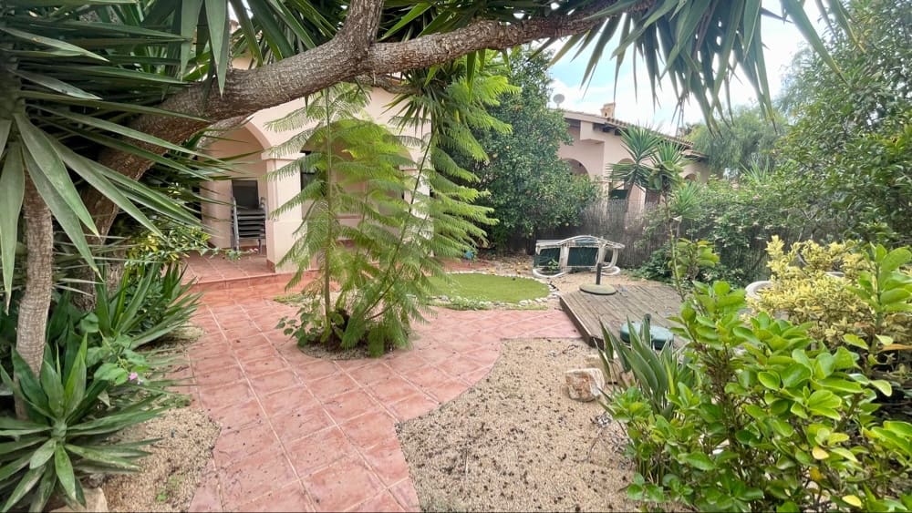 2 bedroom Villa for sale in Hacienda del Alamo with pool - € 149,950 (Ref: 9386626)