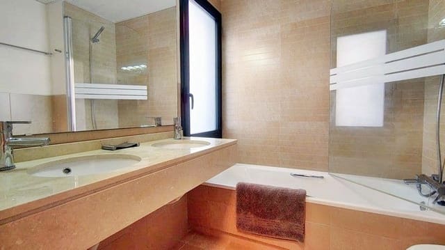 1 soveværelse Lejlighed til salg i Hacienda del Alamo, Fuente Alamo de Murcia med swimmingpool garage - € 119.000 (Ref: 9396863)