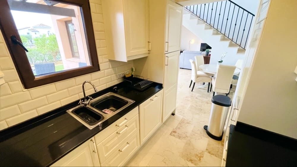 3 soveværelse Villa til salg i Hacienda del Alamo med swimmingpool garage - € 285.000 (Ref: 9396871)