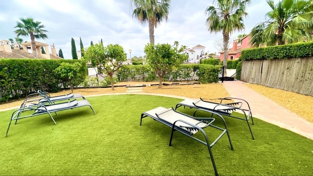 3 soveværelse Villa til salg i Hacienda del Alamo med swimmingpool garage - € 285.000 (Ref: 9396871)