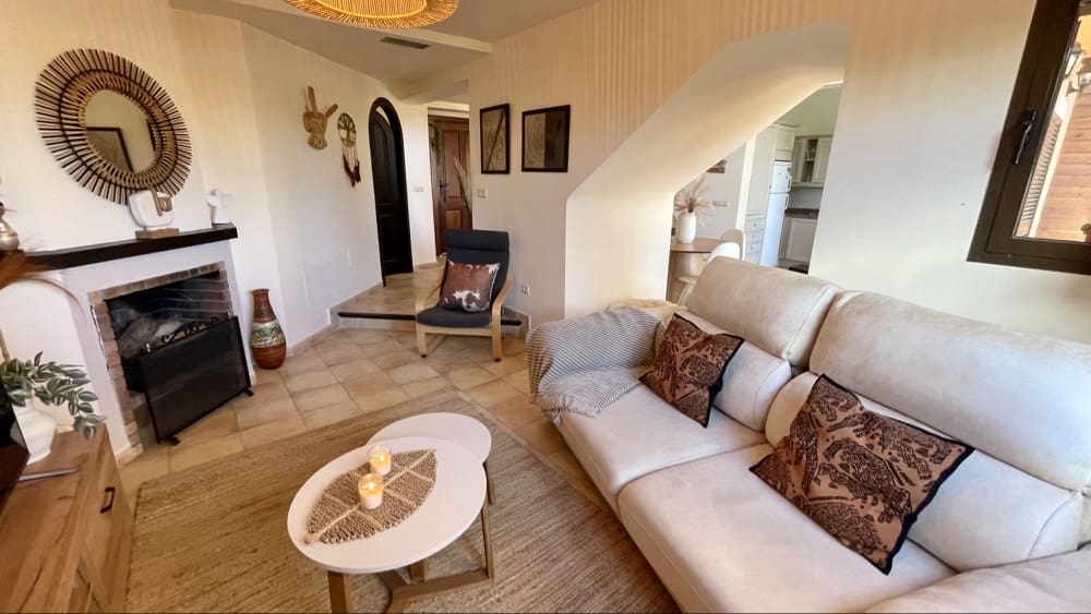 3 bedroom Villa for sale in Hacienda del Alamo with pool garage - € 209,000 (Ref: 9402481)