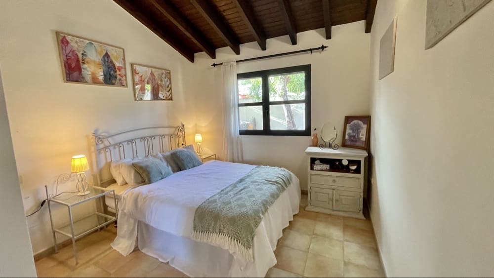 3 bedroom Villa for sale in Hacienda del Alamo with pool garage - € 209,000 (Ref: 9402481)