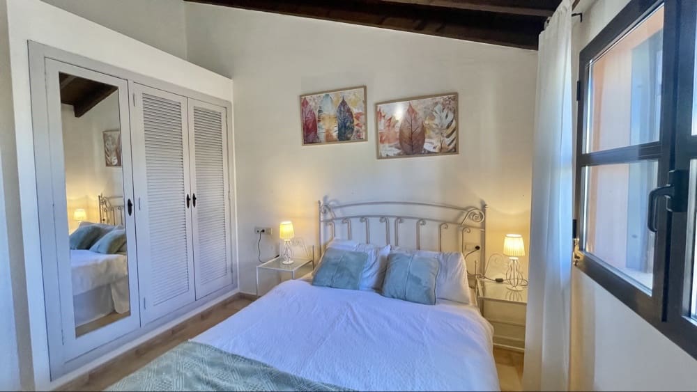 3 bedroom Villa for sale in Hacienda del Alamo with pool garage - € 209,000 (Ref: 9402481)