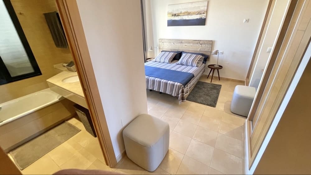 2 makuuhuone Huoneisto myytävänä paikassa Hacienda del Alamo mukana uima-altaan 
autotalli - 159 950 € (Ref: 9420681)