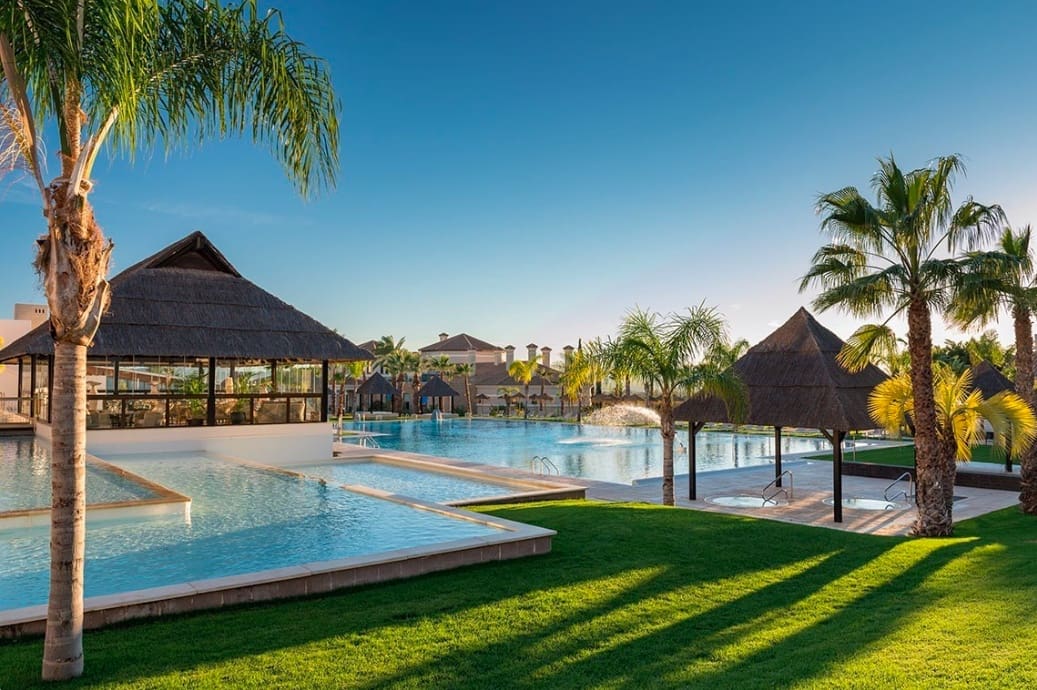 2 soveværelse Lejlighed til salg i Hacienda del Alamo med swimmingpool garage - € 158.950 (Ref: 9431981)