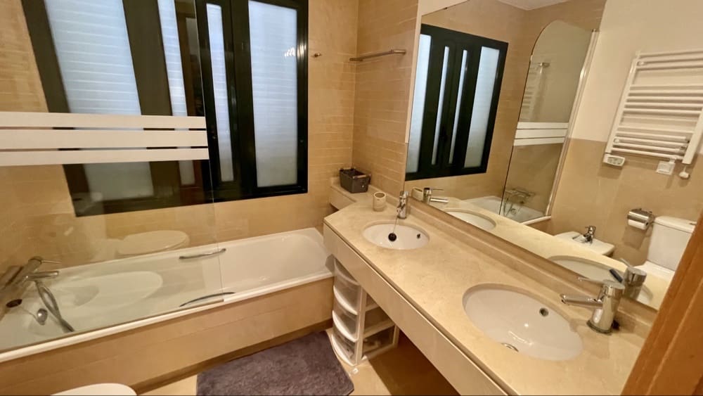 2 soveværelse Penthouse til salg i Hacienda del Alamo med swimmingpool garage - € 145.500 (Ref: 9442860)