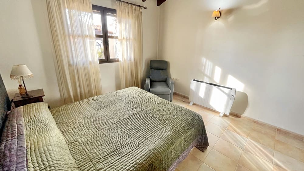 3 soveværelse Villa til salg i Hacienda del Alamo med swimmingpool garage - € 254.950 (Ref: 9449676)