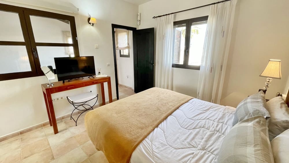 3 soveværelse Villa til salg i Hacienda del Alamo med swimmingpool garage - € 254.950 (Ref: 9449676)