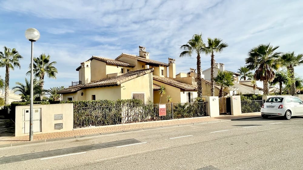 3 soveværelse Villa til salg i Hacienda del Alamo med swimmingpool garage - € 254.950 (Ref: 9449676)