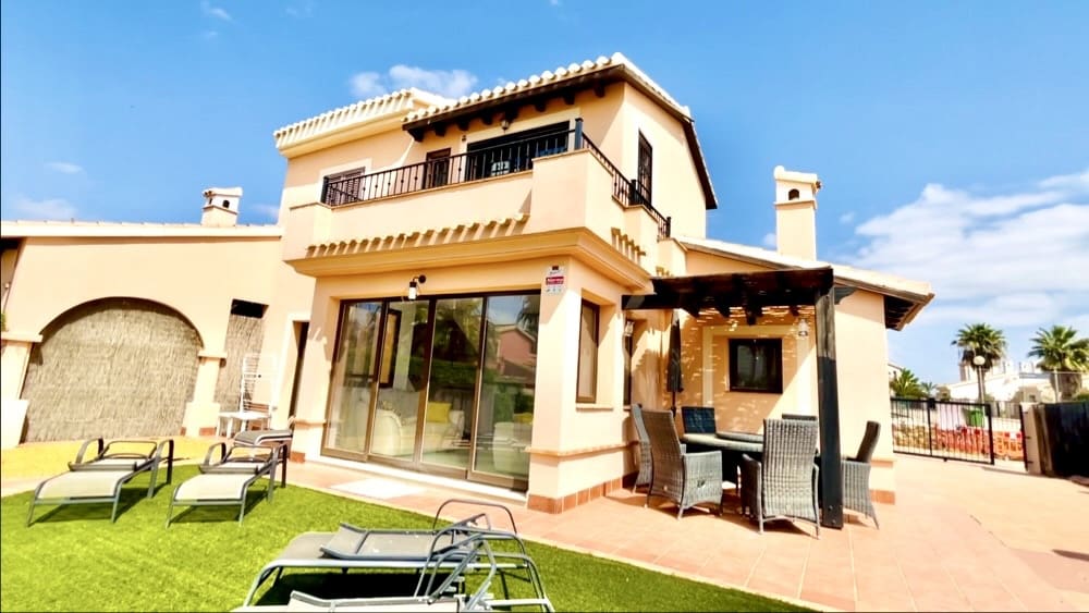 3 slaapkamer Villa te koop in Hacienda del Alamo met zwembad garage - € 285.000 (Ref: 9466161)